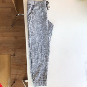 Gray joggers/sweat pants